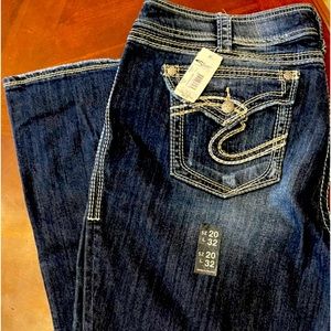 New with tag Silver jeans would make a great Present for the woman you love ❤️